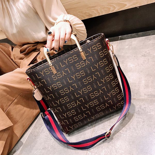 2018 New Fashion Shoulder Leather Hand Bucket bags Candy Colours Cross body Letters Shoulder Bags Daily LIYA///9
2018 New Fashion Shoulder Leather Hand Bucket bags Candy Colours Cross body Letters Shoulder Bags Daily LIYA///9