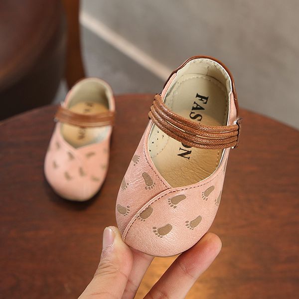 baby toddler shoes girls leather shoes 0 1-3 years baby princess soft bottom non-slip spring and autumn children single, Black;grey
baby toddler shoes girls leather shoes 0 1-3 years baby princess soft bottom non-slip spring and autumn children single, Black;grey