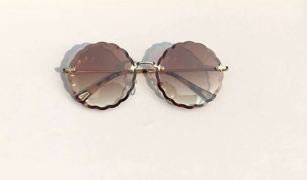 petite flower 142s round sunglasses gold brown gradient 142 sonnenbrille women sunglasses eyewear new with box, White;black
petite flower 142s round sunglasses gold brown gradient 142 sonnenbrille women sunglasses eyewear new with box, White;black