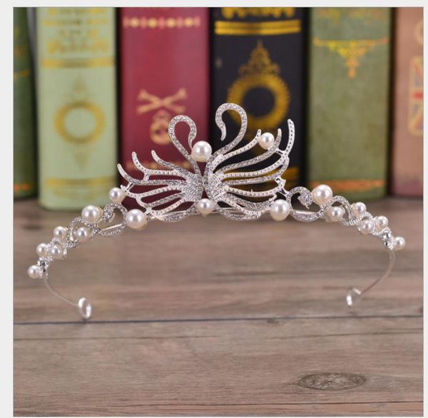 2018 new bridal headwear, pearl swan crown festival celebration, diamond wedding crown accessories, crown ornaments, Slivery;golden
2018 new bridal headwear, pearl swan crown festival celebration, diamond wedding crown accessories, crown ornaments, Slivery;golden