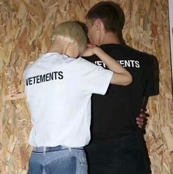 2018 Fashion Summer style Design Italy vetements/STAFF logo T Shirt Printed Tops Sportwear saint Tees paris Tshirt Tops
2018 Fashion Summer style Design Italy vetements/STAFF logo T Shirt Printed Tops Sportwear saint Tees paris Tshirt Tops