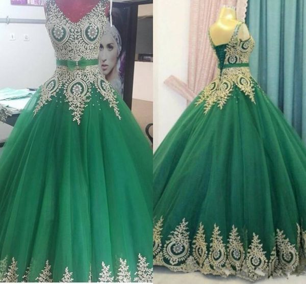 2018 new green with gold ball gown evening dresses corset back v-neck sleeveless plus size long masquerade prom gowns custom made, Black;red
2018 new green with gold ball gown evening dresses corset back v-neck sleeveless plus size long masquerade prom gowns custom made, Black;red