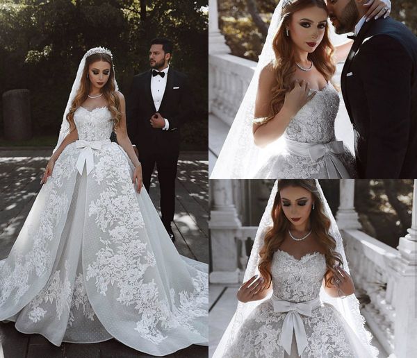 vintage wedding dresses a line sweetheart lace appliques beaded sweep train dubai wedding dress with matching wedding veils bridal gowns, White
vintage wedding dresses a line sweetheart lace appliques beaded sweep train dubai wedding dress with matching wedding veils bridal gowns, White
