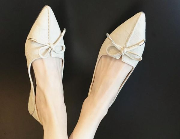 european and american fashion 2018 summer and autumn new style women's shoes bowknot shallow mouth pointed end flat bottom single shoes, Black
european and american fashion 2018 summer and autumn new style women's shoes bowknot shallow mouth pointed end flat bottom single shoes, Black