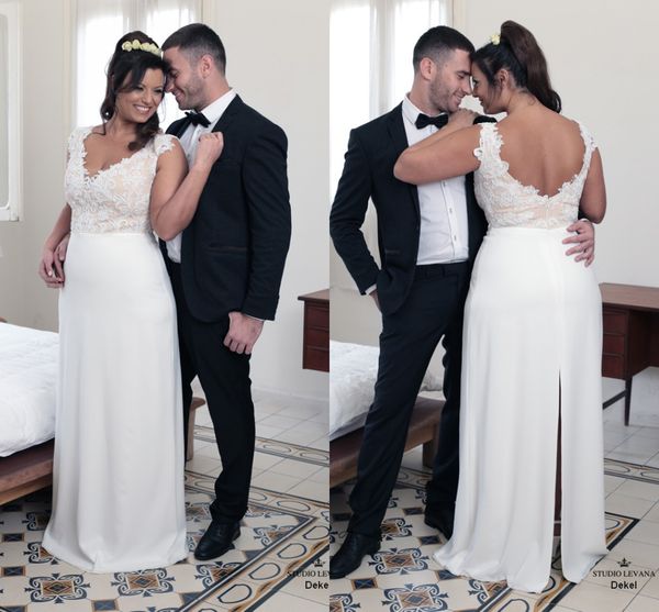 2018 v neck backless wedding gowns plus size designer back split chiffon lace appliqued champagne inner wedding dresses bridal, White
2018 v neck backless wedding gowns plus size designer back split chiffon lace appliqued champagne inner wedding dresses bridal, White