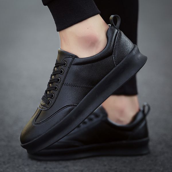 new design classic fashion men's outdoor sneakers breathable black red white boys sport running shoes youth anti-slip flats shoes
new design classic fashion men's outdoor sneakers breathable black red white boys sport running shoes youth anti-slip flats shoes