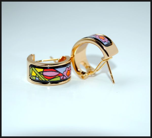 18k gold-plated enamel hoop earrings dream garden series earring for woman earing as gift fashion jewelry, Golden;silver 
18k gold-plated enamel hoop earrings dream garden series earring for woman earing as gift fashion jewelry, Golden;silver