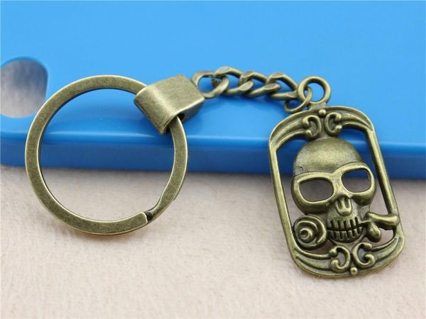 6 pieces key chain women key rings car keychain for keys rose skull 39x22mm, Slivery;golden
6 pieces key chain women key rings car keychain for keys rose skull 39x22mm, Slivery;golden