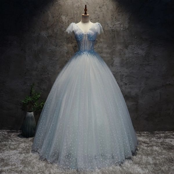 2018 illusion princess v-neck appliques ball gown quinceanera dresses tulle lace-up sweet 16 dresses debutante 15 year party dress bq68, Blue;red
2018 illusion princess v-neck appliques ball gown quinceanera dresses tulle lace-up sweet 16 dresses debutante 15 year party dress bq68, Blue;red