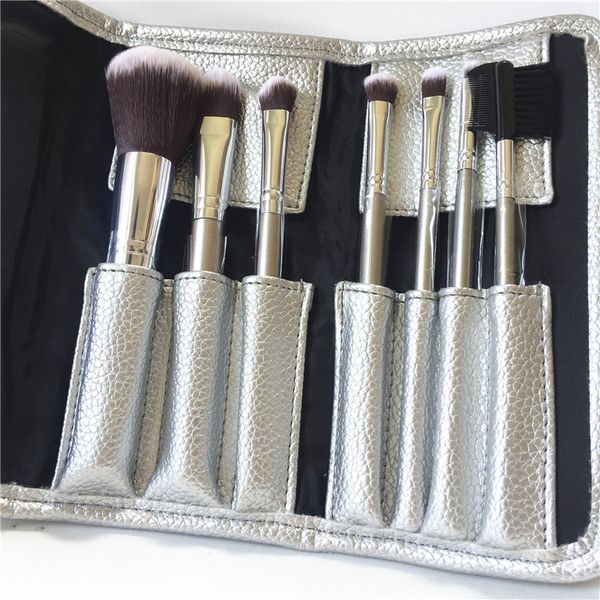

Deluxe Antibacterial Brush Set - 7-brushes Antibacterial Synthetic Hair Brush Kit - Beauty Makeup Brushes Blender, Silver brush set