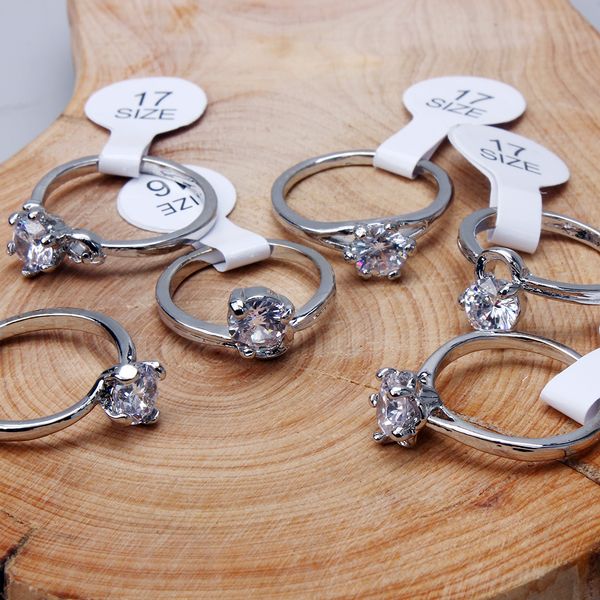 25pcs/lot clear white silver plated gemstone 6mm zirconia woman rings jewelry rhinestone wedding engagement rings, Golden;silver
25pcs/lot clear white silver plated gemstone 6mm zirconia woman rings jewelry rhinestone wedding engagement rings, Golden;silver
