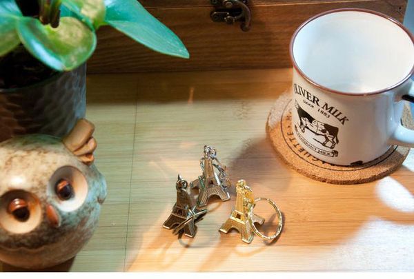 vintage eiffel tower keychain stamped paris france tower pendant key ring gifts fashion gold sliver bronze 3 color, Silver
vintage eiffel tower keychain stamped paris france tower pendant key ring gifts fashion gold sliver bronze 3 color, Silver