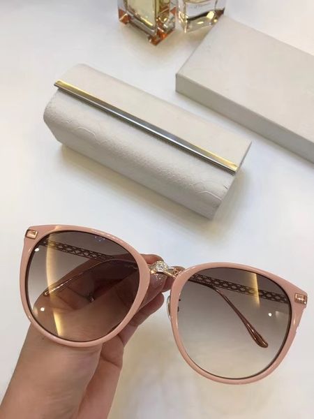 new fashion women sunglasses oculos jm02 men sunglasses simple and generous men sun glasses outdoor uv400 protection eyewear with case, White;black
new fashion women sunglasses oculos jm02 men sunglasses simple and generous men sun glasses outdoor uv400 protection eyewear with case, White;black
