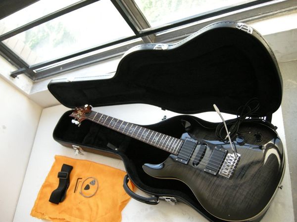 new selling black gray guitar musical instruments electric guitar with case 
new selling black gray guitar musical instruments electric guitar with case