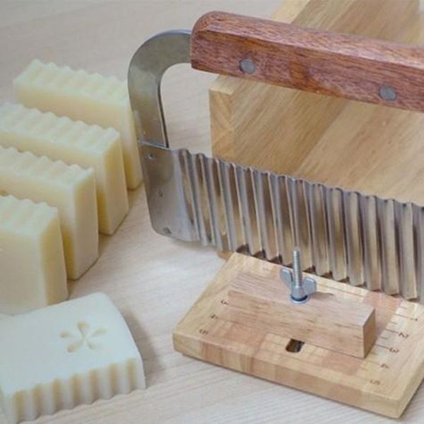 wavy edged potato cutter slicer wooden handle stainless steel vegetable soap hardwood cutting knife kitchen gadgets
wavy edged potato cutter slicer wooden handle stainless steel vegetable soap hardwood cutting knife kitchen gadgets