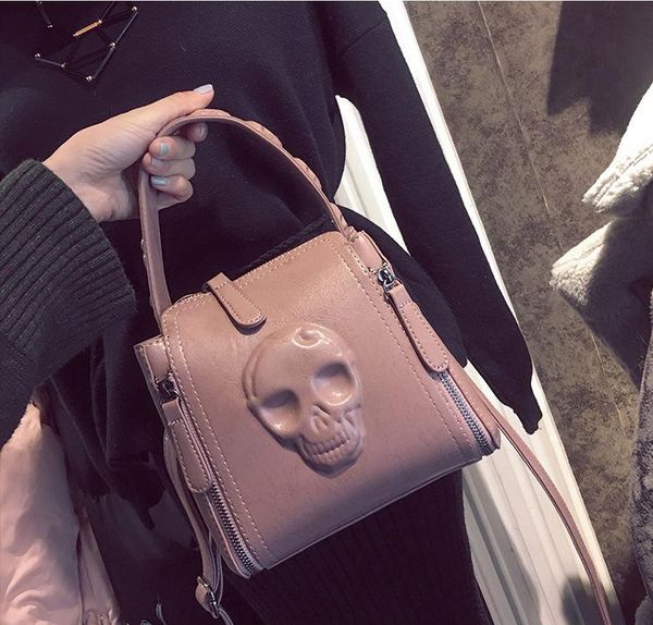 women handbag black skull clutch bags pu embossed leather tote vintage retro cranium lady skeleton shoulder bag bolsa de caveira
women handbag black skull clutch bags pu embossed leather tote vintage retro cranium lady skeleton shoulder bag bolsa de caveira