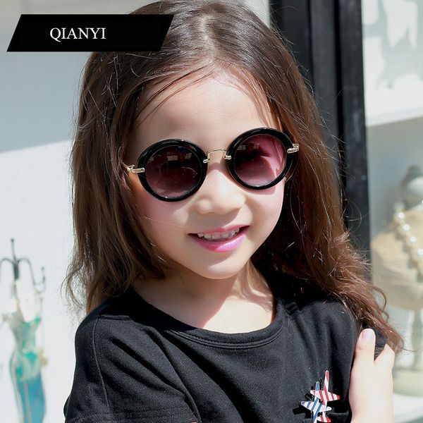 fashion round cute kids sunglasses brand boys sun glasses baby vintage children glasses gift oculos de sol ga, White;black
fashion round cute kids sunglasses brand boys sun glasses baby vintage children glasses gift oculos de sol ga, White;black