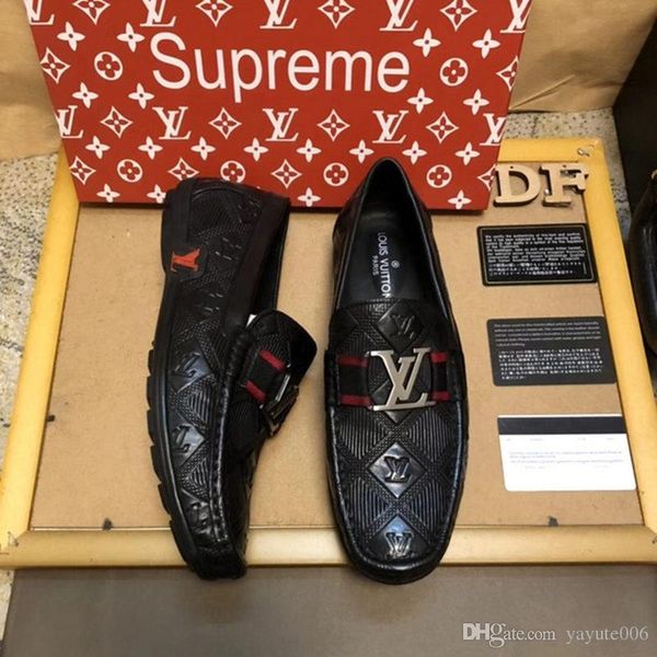 new italian designer men formal mens dress shoes patent leather black luxury wedding shoes men flats office plus size 38-44
new italian designer men formal mens dress shoes patent leather black luxury wedding shoes men flats office plus size 38-44
