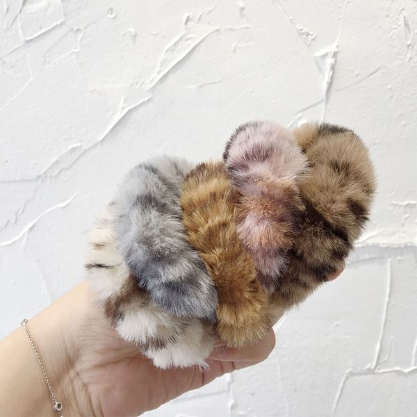 imitation fur elastic buttercup 5 colors graceful exquesite 1pc adjustable hair rope korean leopard girls
imitation fur elastic buttercup 5 colors graceful exquesite 1pc adjustable hair rope korean leopard girls