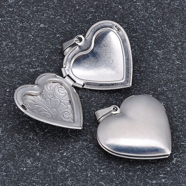lasperal stainless steel heart pendant necklaces men women opening diy p box charm retro flower paern chain necklace 2pcs, Black
lasperal stainless steel heart pendant necklaces men women opening diy p box charm retro flower paern chain necklace 2pcs, Black