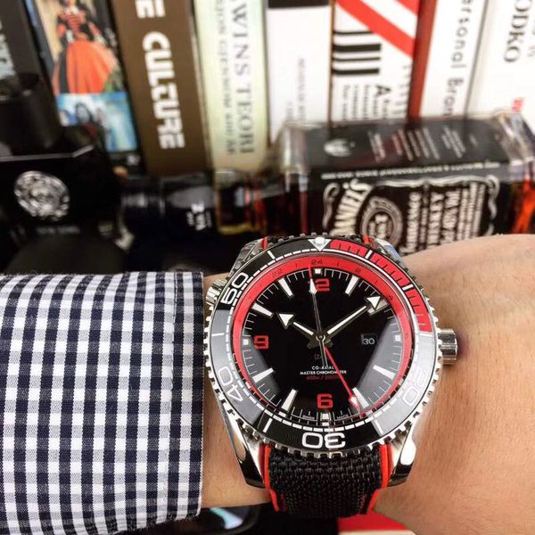 2017 новый роскошный механические мужчины 300 мастер коаксиальный 45 мм автоматическ 
2017 новый роскошный механические мужчины 300 мастер коаксиальный 45 мм автоматическ