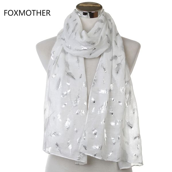 2018 new brand fashionable ladies shiny white yellow purple color bronzing foil silver feather scarves for womens
2018 new brand fashionable ladies shiny white yellow purple color bronzing foil silver feather scarves for womens