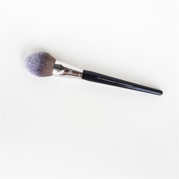 

PRO Flawless Light Powder Brush # 50 - Новая коническая кисть для легкой воздушной пудры - Beauty Makeup B