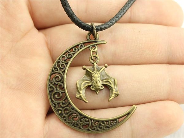wysiwyg 5 pieces leather chain necklaces pendants choker collar hand made necklace men hang upside down bat 20x17mm n6-a11573-a11941, Golden;silver
wysiwyg 5 pieces leather chain necklaces pendants choker collar hand made necklace men hang upside down bat 20x17mm n6-a11573-a11941, Golden;silver