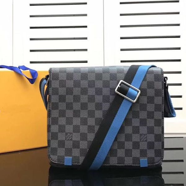 2018 new fashion brand designer men genuine leather handbag black briefcase lapshoulder bag messenger bag high quality
2018 new fashion brand designer men genuine leather handbag black briefcase lapshoulder bag messenger bag high quality