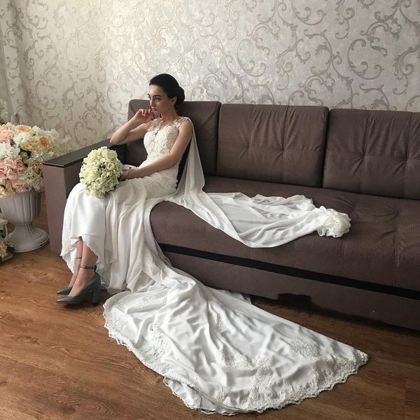new bohemian beach mermaid wedding dresses with watteau train lace appliqued court train backless bridal gowns wedding dress, White
new bohemian beach mermaid wedding dresses with watteau train lace appliqued court train backless bridal gowns wedding dress, White