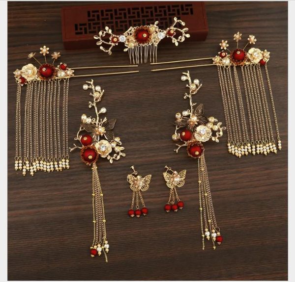bridal headwear, chinese red ancient costume, wedding gowns, hair dressing, toast, classical decorations, Slivery;golden
bridal headwear, chinese red ancient costume, wedding gowns, hair dressing, toast, classical decorations, Slivery;golden