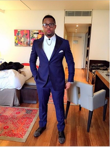fashionable groomsmen peak lapel groom tuxedos blue men suits wedding/prom man blazer/bridegroom( jacket+ pants+ tie ) m825, Black;gray
fashionable groomsmen peak lapel groom tuxedos blue men suits wedding/prom man blazer/bridegroom( jacket+ pants+ tie ) m825, Black;gray