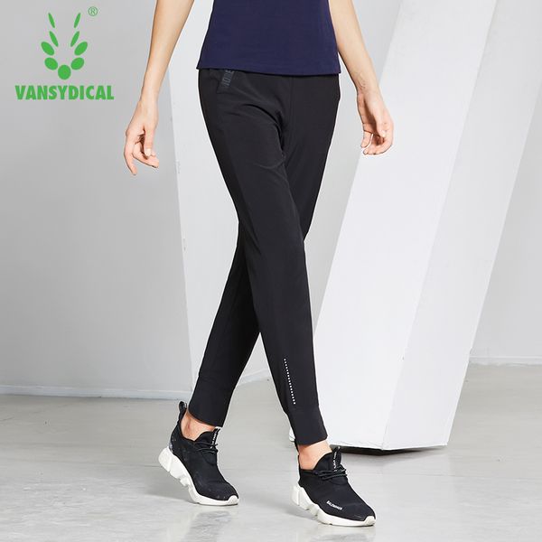 women's sports running pants outdoors training jogging trousers slim yoga pants reflective thin sweatpants, Black;blue
women's sports running pants outdoors training jogging trousers slim yoga pants reflective thin sweatpants, Black;blue