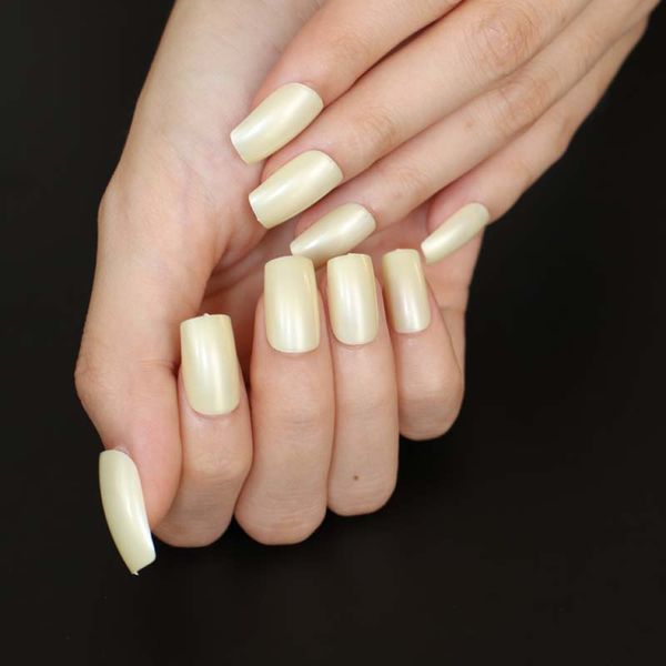 2018 24pcs sell fashion long section square head candy false nails decoration pearl yellow m197, Red;gold
2018 24pcs sell fashion long section square head candy false nails decoration pearl yellow m197, Red;gold