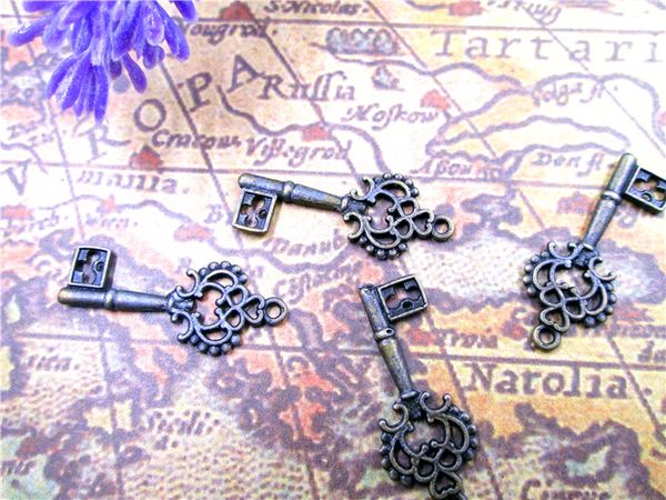120pcs key charms,antique bronze lovely mini filigree flower key charm pendant 11x28mm, Bronze;silver
120pcs key charms,antique bronze lovely mini filigree flower key charm pendant 11x28mm, Bronze;silver