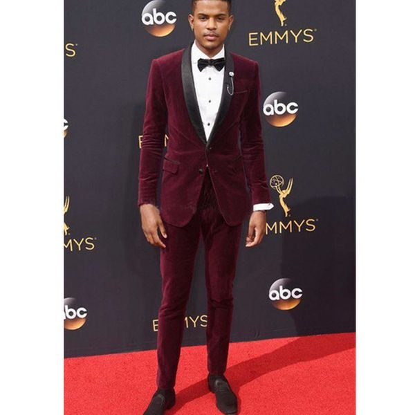 cool deep red groomsmen shawl lapel two buttons (jacket+pants+tie) groom tuxedos groomsmen man suit mens wedding suits bridegroom, Black;gray
cool deep red groomsmen shawl lapel two buttons (jacket+pants+tie) groom tuxedos groomsmen man suit mens wedding suits bridegroom, Black;gray