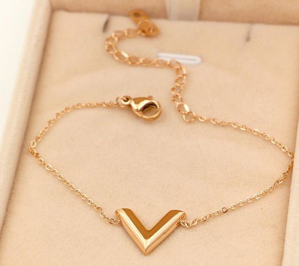 korean version of the three-dimensional hydraulic v letter bracelet women's fashion titanium steel plated 14k rose gold color gold anti, Black
korean version of the three-dimensional hydraulic v letter bracelet women's fashion titanium steel plated 14k rose gold color gold anti, Black