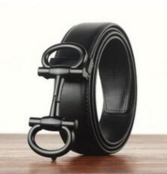 2018 hot new brand belts for women and men Fashion designer Genuine cow leather luxury Buckle belt Jeans English letter buckle printing
2018 hot new brand belts for women and men Fashion designer Genuine cow leather luxury Buckle belt Jeans English letter buckle printing
