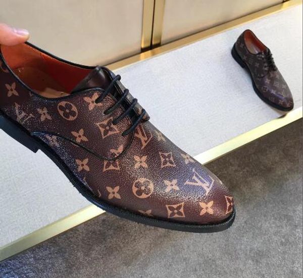 Luxury leather loafer muller lipper hoe with buckle fa hion men princetown lipper ladie ca ual mule flat new hipping
Luxury leather loafer muller lipper hoe with buckle fa hion men princetown lipper ladie ca ual mule flat new hipping