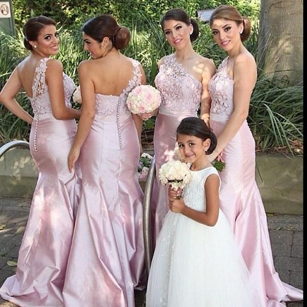 2018 new mermaid long bridesmaid dresses maid of honor dresses with one-shoulder pleated long formal evening gowns plus size 519, White;pink
2018 new mermaid long bridesmaid dresses maid of honor dresses with one-shoulder pleated long formal evening gowns plus size 519, White;pink