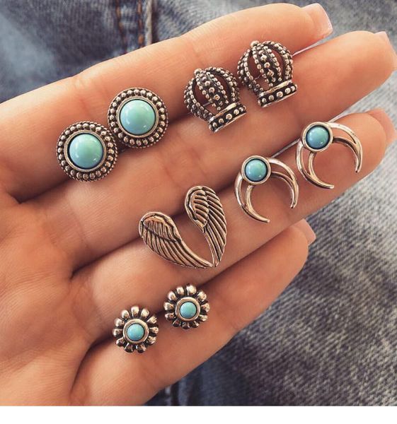 vintage bohemia stud crown moon wings sharp retro turquoise color earring set with 5 pairs alloy wholesale, Golden;silver
vintage bohemia stud crown moon wings sharp retro turquoise color earring set with 5 pairs alloy wholesale, Golden;silver