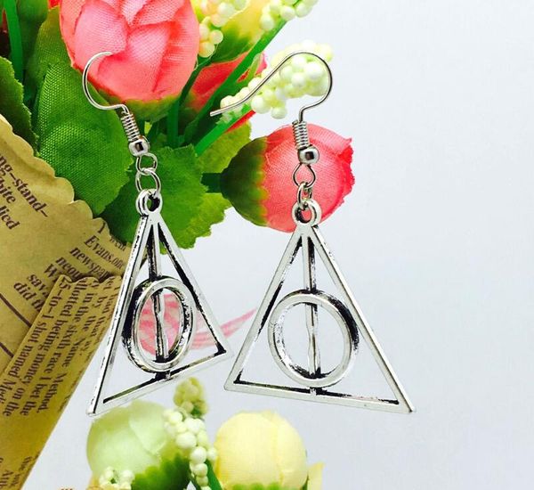 2018 new sell popular antique silver deathly hallows charms pendant earring fashion creative women jewelry accessories holiday gift
2018 new sell popular antique silver deathly hallows charms pendant earring fashion creative women jewelry accessories holiday gift