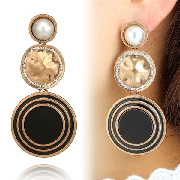 1pair fashion metal alloy pendant earrings jewelry women female statement long pearl earrings black, Silver
1pair fashion metal alloy pendant earrings jewelry women female statement long pearl earrings black, Silver