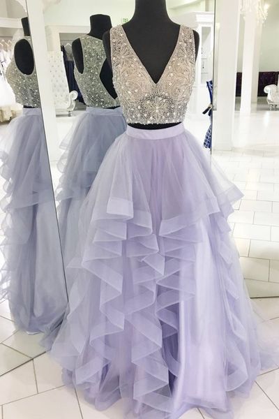 beautiful lilac 2 pieces evening prom dresses 2018 v neck sheer neck tulle ruffles backless rhinestones beaded formal gowns, Black;red
beautiful lilac 2 pieces evening prom dresses 2018 v neck sheer neck tulle ruffles backless rhinestones beaded formal gowns, Black;red