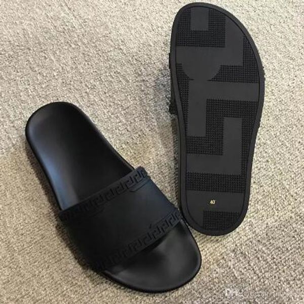 aa New Men Designer Slippers Man Slipper Sandals Mens Medusa color Scuffs male Summer outdoor Beach slide Sandals
aa New Men Designer Slippers Man Slipper Sandals Mens Medusa color Scuffs male Summer outdoor Beach slide Sandals