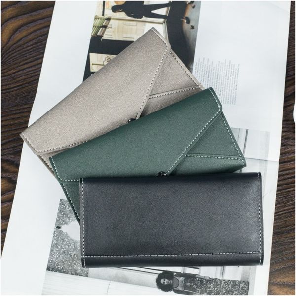 women's wallet long large capacity multi-function clutch bag korean version of the simple money clip buckle mobile phone bag, Red;black
women's wallet long large capacity multi-function clutch bag korean version of the simple money clip buckle mobile phone bag, Red;black