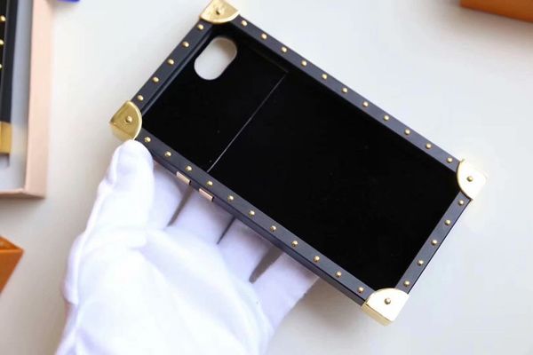 Роскошный модный металлический кожаный чехол для телефона для iPhone X XS Max XR 7 7plus 8 8plu
Роскошный модный металлический кожаный чехол для телефона для iPhone X XS Max XR 7 7plus 8 8plu