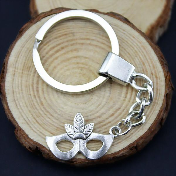 6 pieces key chain women key rings for car keychains with charms mask 24x15mm, Slivery;golden
6 pieces key chain women key rings for car keychains with charms mask 24x15mm, Slivery;golden