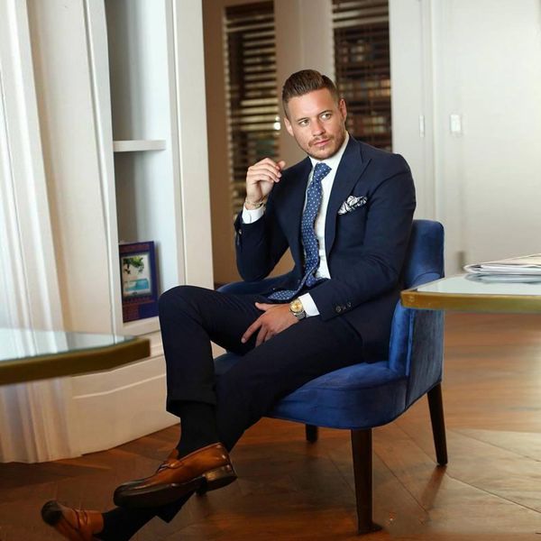 custom made navy blue men suits for wedding wide peaked lapel slim fit men suits groom tuxedos handsome tailor made groomsmen 2 pieces, Black;gray
custom made navy blue men suits for wedding wide peaked lapel slim fit men suits groom tuxedos handsome tailor made groomsmen 2 pieces, Black;gray