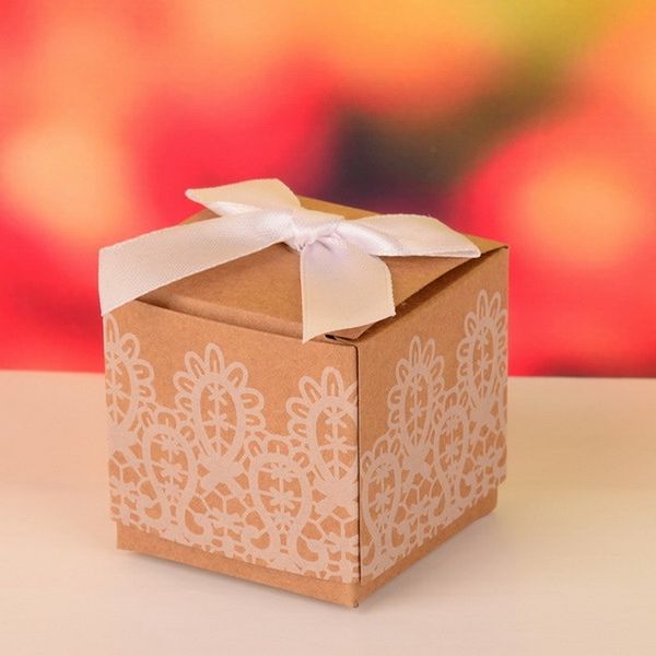 12pcs/lot kraft paper square candy box rustic wedding favors candy holder bags wedding party gift boxes with ribbon
12pcs/lot kraft paper square candy box rustic wedding favors candy holder bags wedding party gift boxes with ribbon